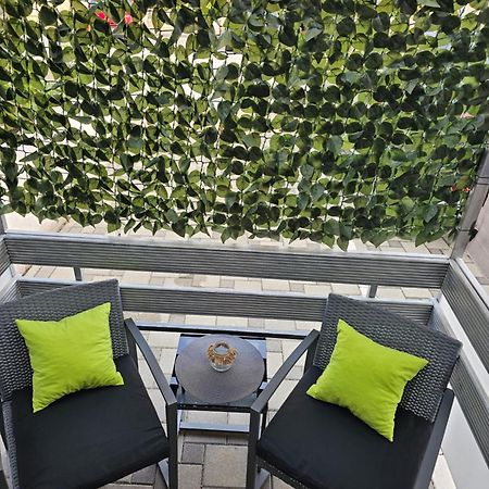 Apartments Lara Drvenik (Split-Dalmatia) Exterior foto